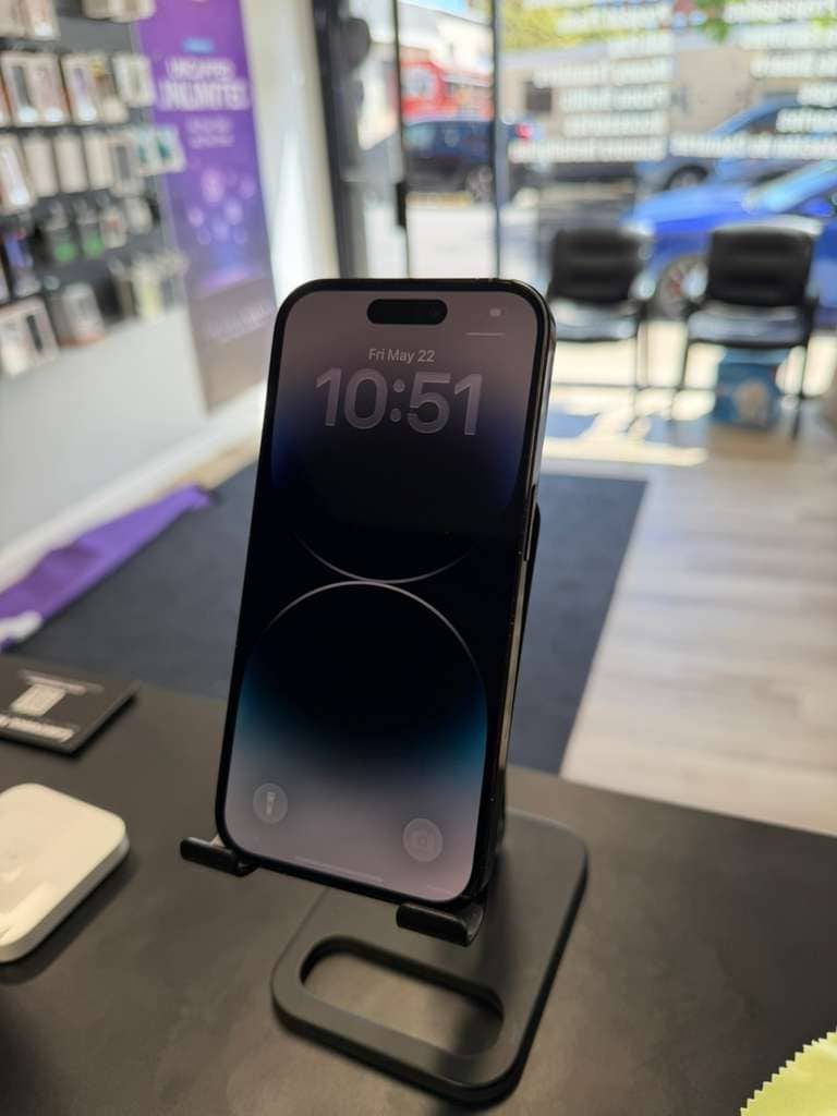 A. iPhone 14 Pro 256GB - Image 2